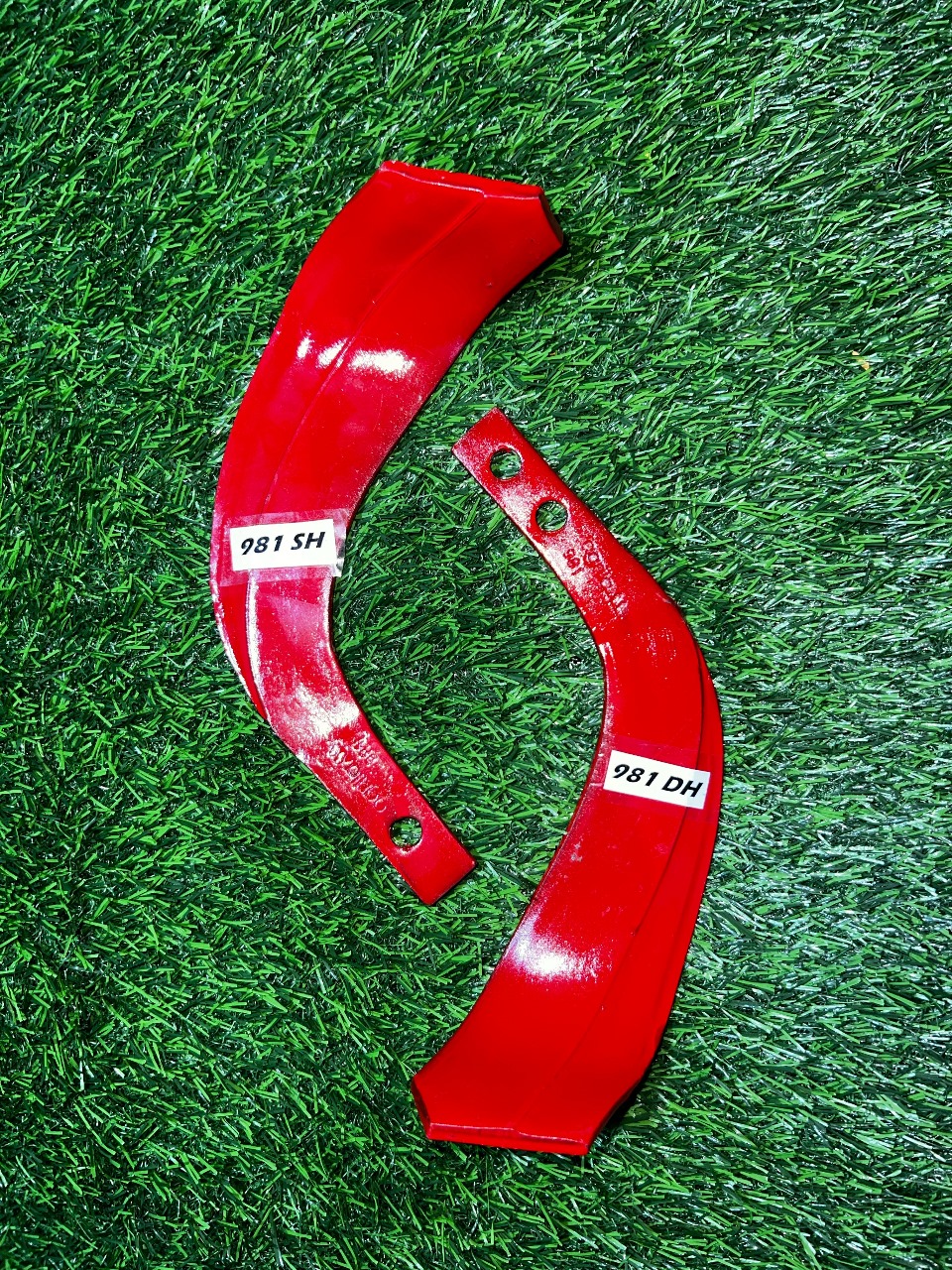 981 (Single Hole) and 981 (Double Hole) blades